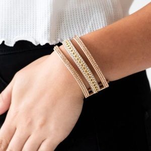 ❤️ Rolling in Rhinestones Bracelet